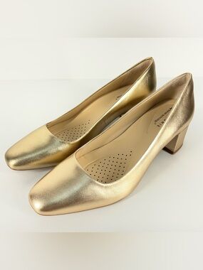 Alex Marie Phoebe Soft Gold Block Heel Pumps Women’s Size 8.5